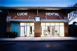 Lucie Dental image