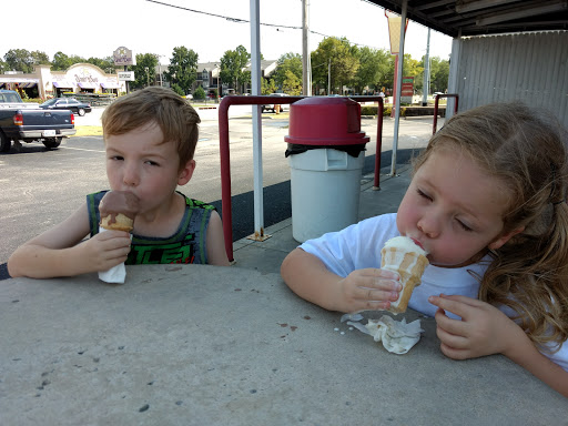 Ice Cream Shop «Freckles Frozen Custard», reviews and photos, 5138 S Harvard Ave, Tulsa, OK 74135, USA