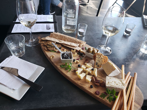 Wine Bar «Portalupi Wine», reviews and photos, 107 North St, Healdsburg, CA 95448, USA