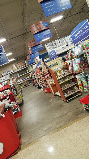 Pet Supply Store «PetSmart», reviews and photos, 950 Hanes Mall Blvd, Winston-Salem, NC 27103, USA