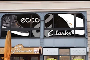 Ecco & Clarks Shop image