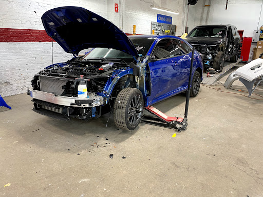 Auto Body Shop «Renzo Auto Collision and Repair», reviews and photos, 265 E 3rd St, Mt Vernon, NY 10553, USA