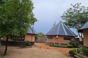 Mumu Chalets Garden Lodge image