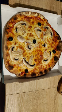 Plats et boissons du Pizzas à emporter Le Kiosque à Pizzas Nègrepelisse à Nègrepelisse - n°9
