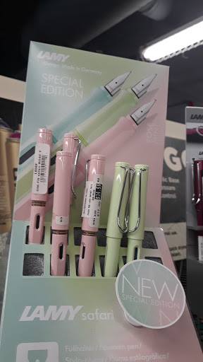 Art Supply Store «Blick Art Materials», reviews and photos, 200 Wickenden St, Providence, RI 02903, USA