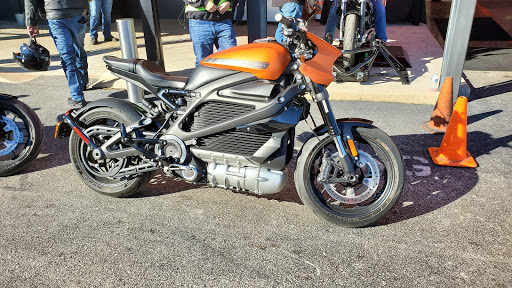 Harley-Davidson Dealer «Mancuso Harley-Davidson Central», reviews and photos, 535 N Loop W Fwy, Houston, TX 77018, USA