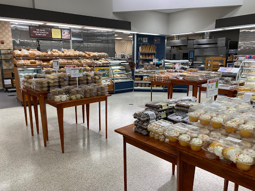 Supermarket «Publix Super Market at Narcoossee Shoppes», reviews and photos, 1951 S Narcoossee Rd, St Cloud, FL 34771, USA