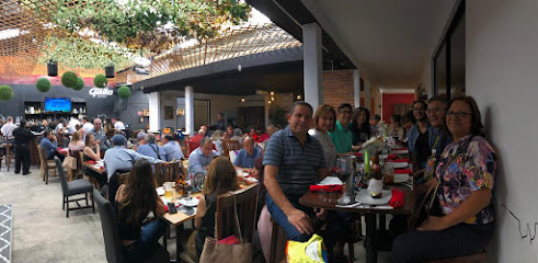 Tio Coyote Restaurante Bar - HFVP+GVJ, Cdad. de Guatemala 01010, Guatemala