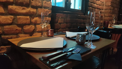 Tavern'a Polsk Restaurant