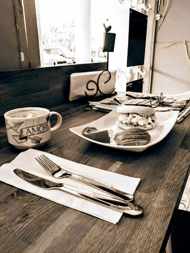 Organic Restaurant «Basimo Beach Cafe», reviews and photos, 55 Baymont St, Clearwater Beach, FL 33767, USA