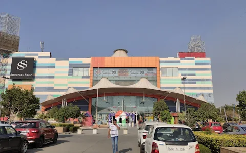 BB-NOIDA-THE GREAT INDIA PLACE image