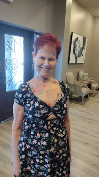 Lindsey’s Salon & Day Spa - Photo 5 - Car repair in Lubbock, TX, Lubbock