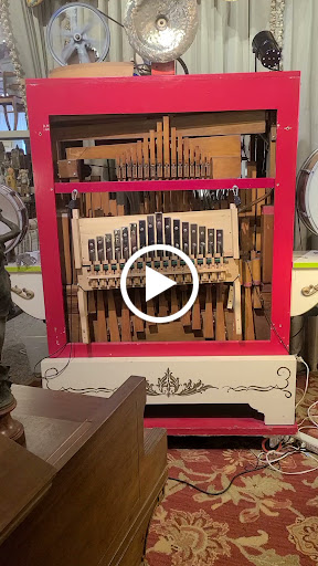 Used Furniture Store «Barrington Resale Shop», reviews and photos, 2214 E Algonquin Rd, Algonquin, IL 60102, USA