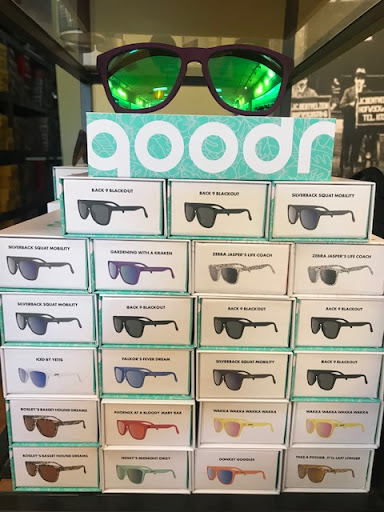 Shoe Store «SHOES-n FEET Shoe Center», reviews and photos, 15015 Main St # 102, Bellevue, WA 98007, USA