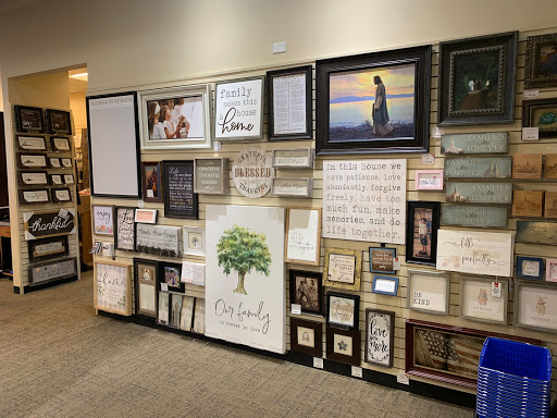 Religious Goods Store «Deseret Book», reviews and photos, 107 E 12300 S, Draper, UT 84020, USA