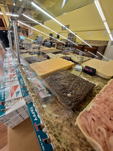 Gift Shop «Lazy Gator Gifts», reviews and photos, 3986 US-17 BUS, Murrells Inlet, SC 29576, USA