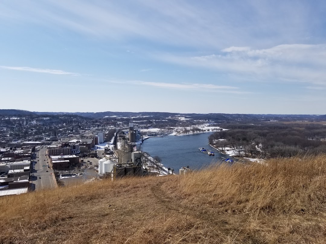 Barn Bluff