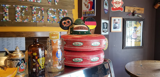 Shopping Mall «Stony Brook Village Center», reviews and photos, 111 Main St, Stony Brook, NY 11790, USA