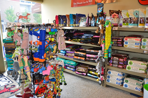 Pet Supply Store «City Dogs Grocery», reviews and photos, 884 Massachusetts Ave, Indianapolis, IN 46204, USA