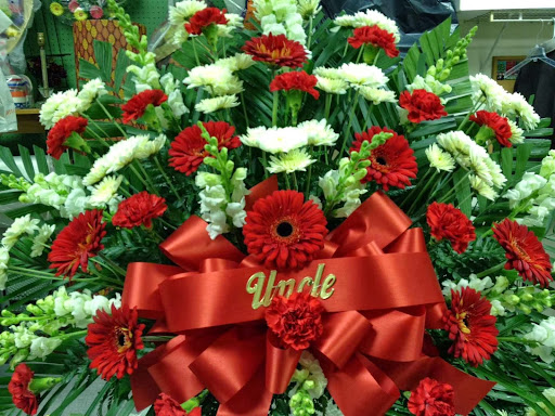 Florist «Village Flowers», reviews and photos, 28500 Miles Rd, Solon, OH 44139, USA