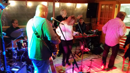 Italian Restaurant «Yacht Basin Eatery», reviews and photos, 122 Yacht Basin Dr, Southport, NC 28461, USA