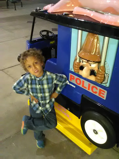 Clothing Store «Nike Factory Store», reviews and photos, 301 Tanger Dr #101, Terrell, TX 75160, USA