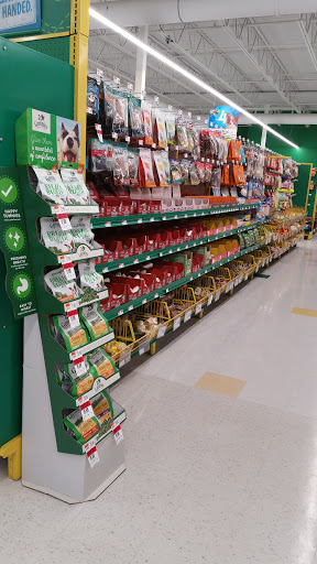 Pet Supply Store «Pet Supplies Plus», reviews and photos, 2500 S Main St, Rice Lake, WI 54868, USA