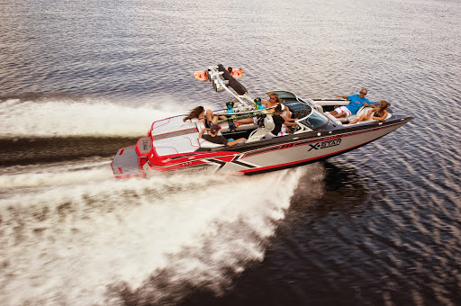 Boat Dealer «Norcal MasterCraft Discovery Bay Mall - Showroom / ProShop», reviews and photos, 1520 Discovery Bay Blvd #200, Discovery Bay, CA 94505, USA