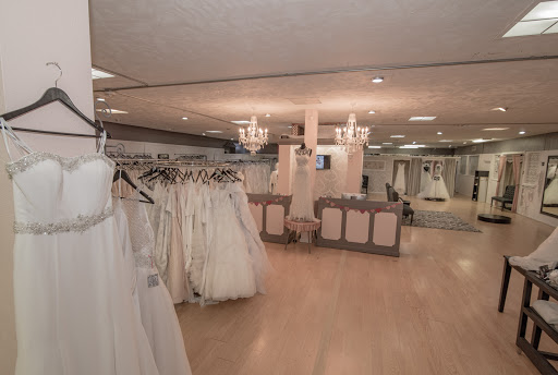 Consignment Shop «The Altar Bridal Consignment», reviews and photos, 9629 W Colfax Ave, Lakewood, CO 80215, USA