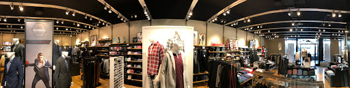 Clothing Store «Express», reviews and photos, 5680 Bay St, Emeryville, CA 94608, USA