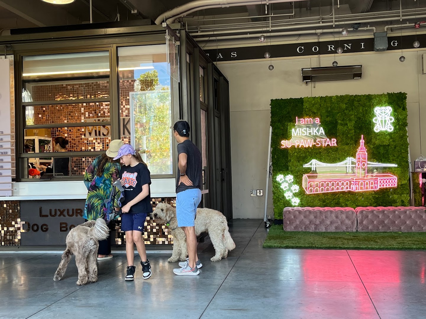 Mishka Dog Boutique (Ferry Building)