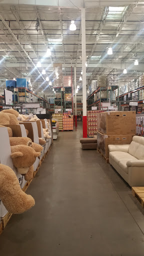 Warehouse store «Costco Wholesale», reviews and photos, 3600 E Main St, Waterbury, CT 06705, USA