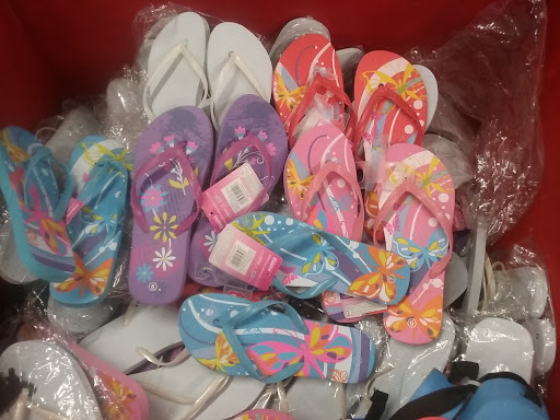 Thrift Store «Family Thrift Store», reviews and photos, 2699 N State Rd 7, Lauderdale Lakes, FL 33313, USA