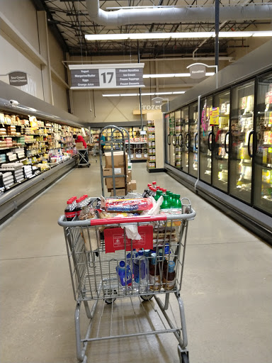 Grocery Store «Giant Food Stores», reviews and photos, 4930 Edgmont Ave, Brookhaven, PA 19015, USA