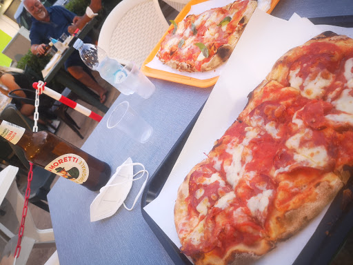 Esubero by Pizzeria Calvi in Pescara, Provincia di Pescara