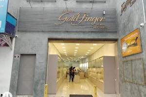 Gold Finger image