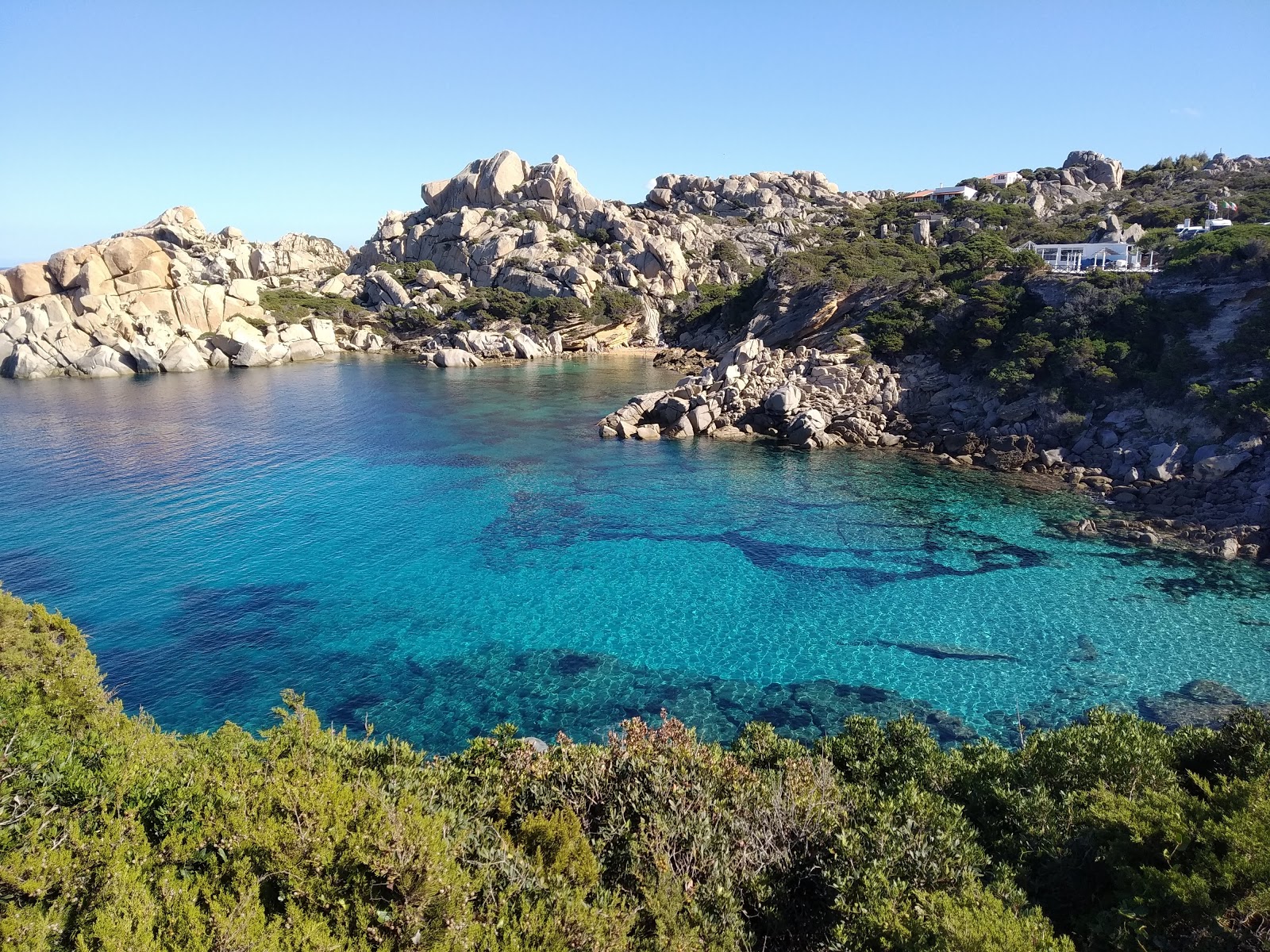 Foto van Spiaggia Cala Francese en zijn prachtige landschap