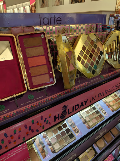 Hair Salon «Ulta Beauty», reviews and photos, 10033 77th St Suite 420, Pleasant Prairie, WI 53158, USA