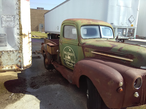 Sporting Goods Store «Bass Pro Shops Base Camp», reviews and photos, 2500 E Kearney St, Springfield, MO 65803, USA