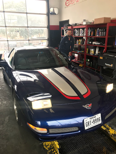Auto Repair Shop «PRO QUICK LUBE AUTO REPAIR SHOP», reviews and photos, 3480 E Rosemeade Pkwy, Carrollton, TX 75007, USA