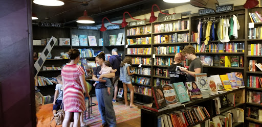 Book Store «Harbor Books», reviews and photos, 20 Main St, Sag Harbor, NY 11963, USA