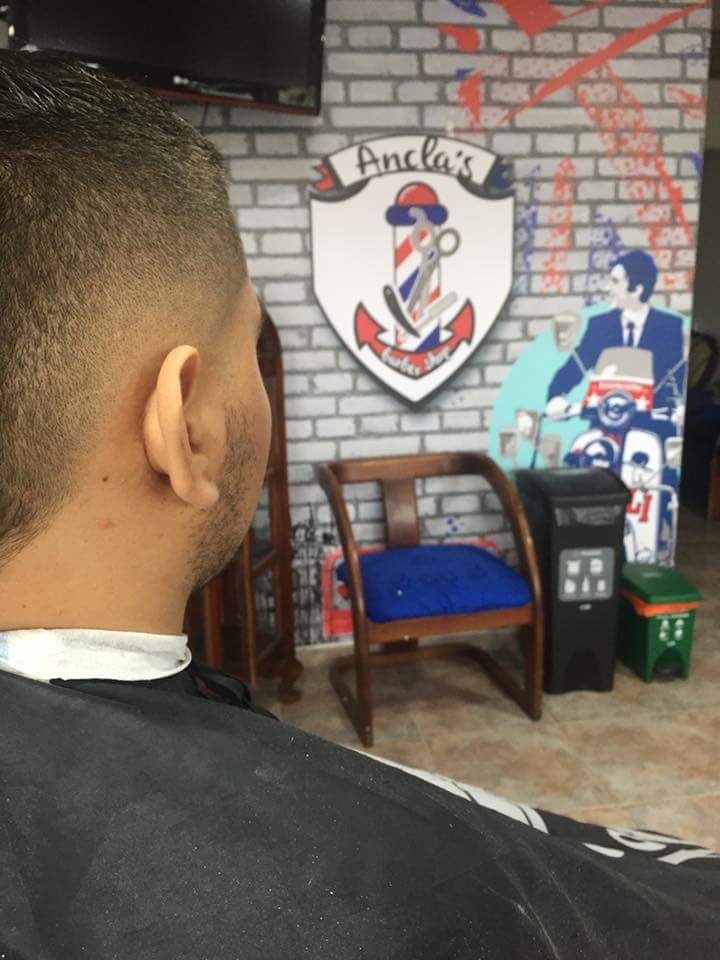 BARBERIA ANCLAS BARBER SHOP