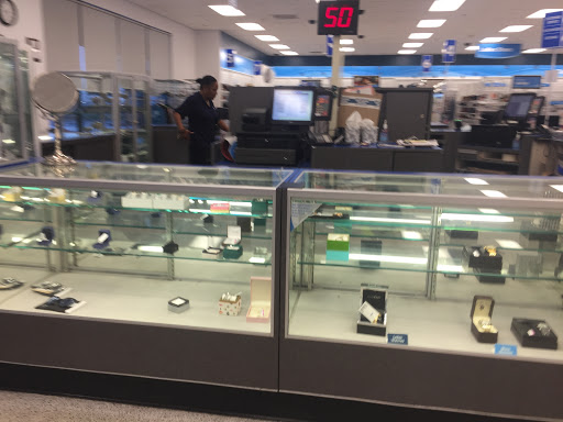 Clothing Store «Ross Dress for Less», reviews and photos, 194 Donahue St, Sausalito, CA 94965, USA