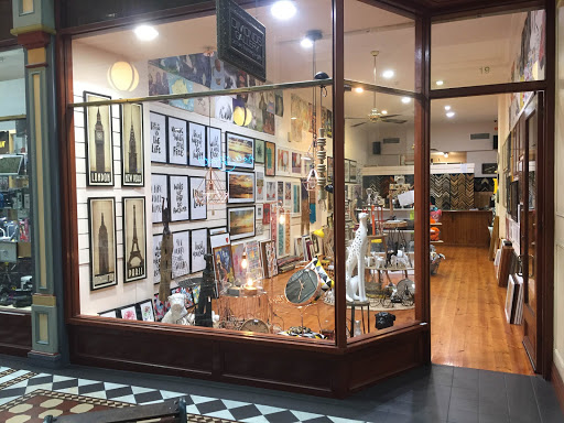 Dimonds Gallery - Picture Framing + Gifts