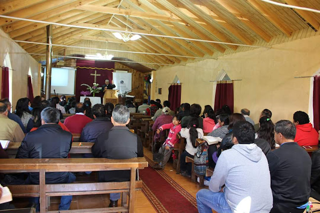 Opiniones de Iglesia Anglicana Faro Celestial en Padre Las Casas - Iglesia