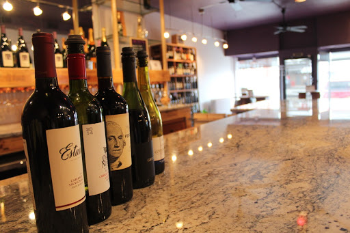 Wine Store «The Wine Merchant», reviews and photos, 3972 Edwards Rd, Cincinnati, OH 45209, USA