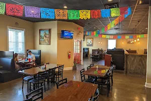 Monarca Wings & Mexican Restaurant image