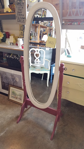 Used Furniture Store «Furniture Works», reviews and photos, 402 Washington St NE, Olympia, WA 98501, USA