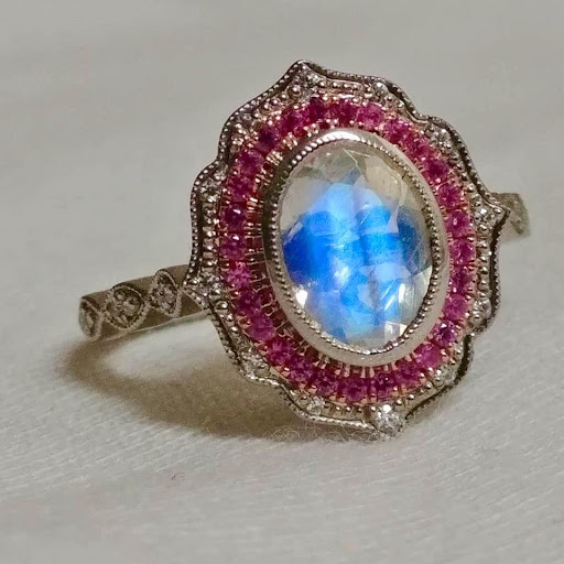 Jeweler «J. Wiesner, A Private Jeweler», reviews and photos, 4225 Executive Square, La Jolla, CA 92037, USA