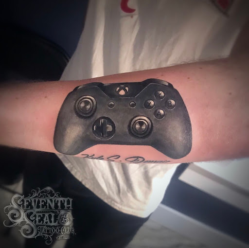 Tattoo Shop «Seventh Seal Tattoo», reviews and photos, 921 Jenks Ave, Panama City, FL 32401, USA